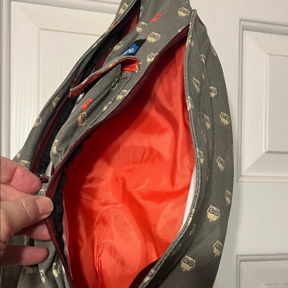 Kavu Olive Owl Print Sling Bag with Red Accents - Picture 3 of 4